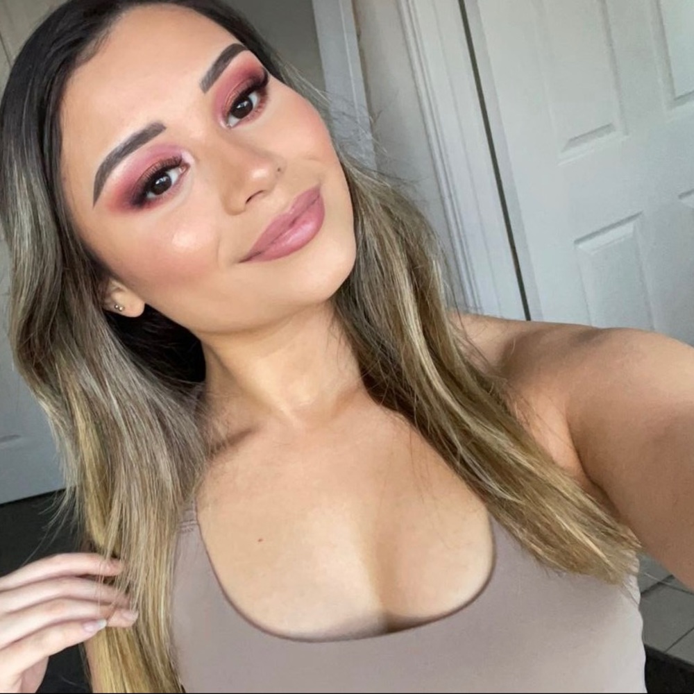 Meet your Posher, Tara